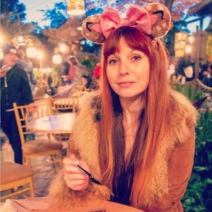 Meet your Posher, Lauren